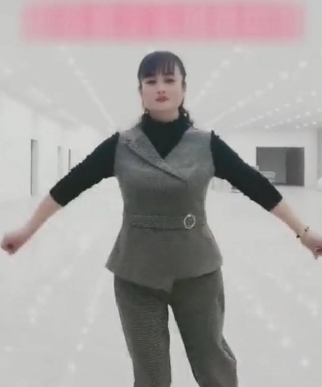 明星热舞，一步步学会跳舞技巧与指南