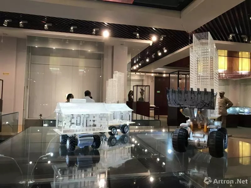 黄海斌郑丽敏的最新动态，时代浪潮中的瞩目焦点