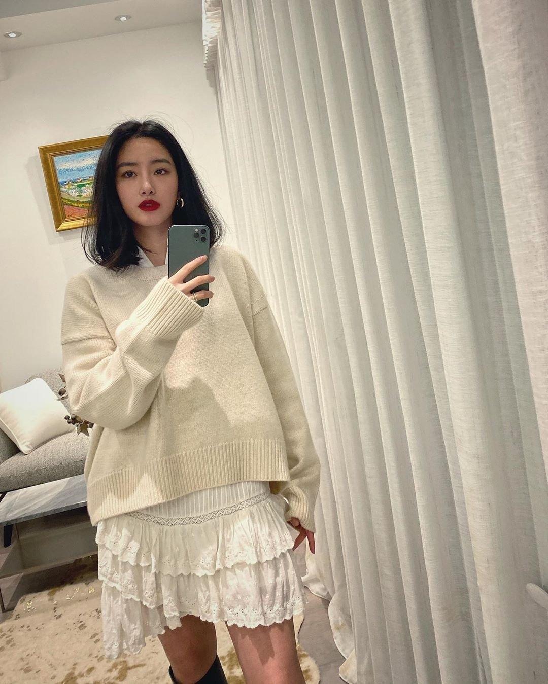 今年新款时尚潮流，轻松走在时尚前沿的必备衣物选择👗👠