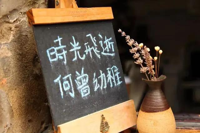 最新手机病毒新闻,小巷深处的神秘小店引发手机安全冒险关注