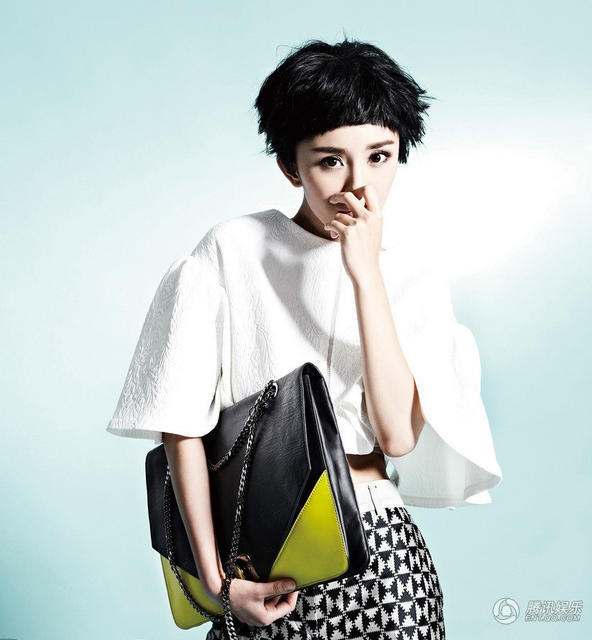 杨幂最新短发发型图片——科技与时尚的完美呈现