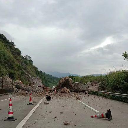 清连高速实时路况最新,清连高速实时路况最新🚗🛣️