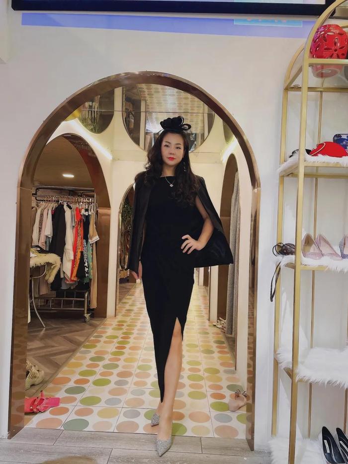 最新韩版靓装传奇,小巷中的时尚秘境探索