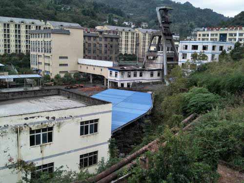 宏达矿业最新动态,小巷深处的矿业风情与独特小店的故事