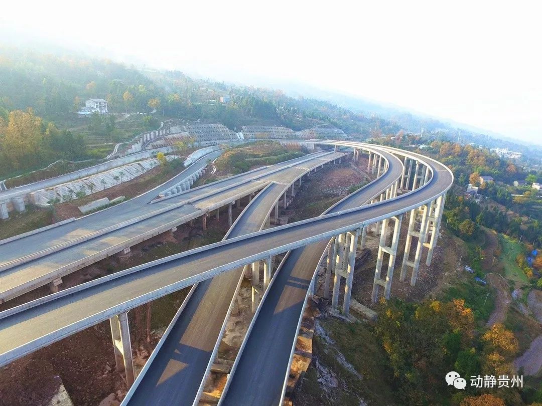 余庆高速公路最新动态及小巷独特风味探寻报告