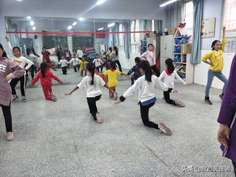 CF手游视频小刘最新探索,顶尖玩家的游戏世界