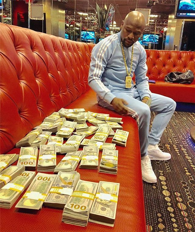 梅威瑟最新炫富背后的价值观思考