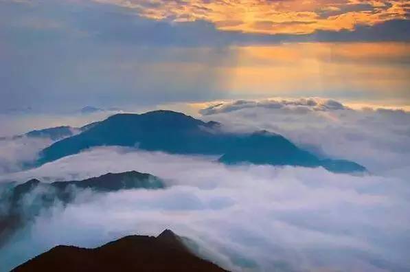 天水反腐最新动态,自然美景背后的反腐探索之旅