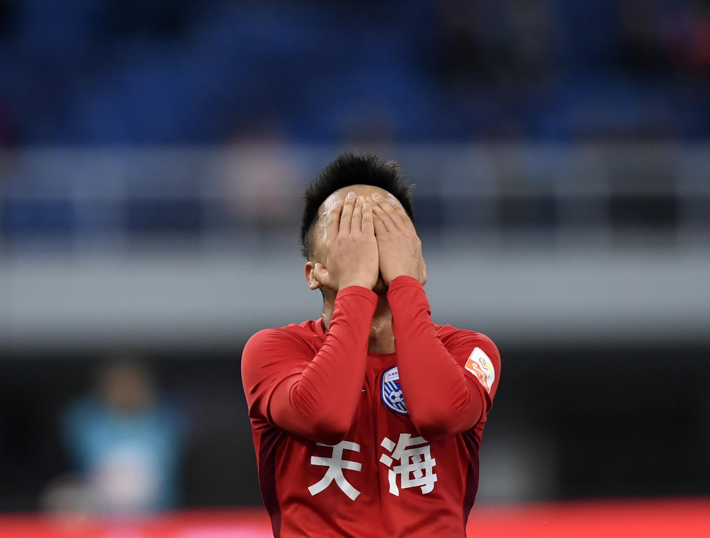 广州恒大最新外援背后的友情与陪伴故事