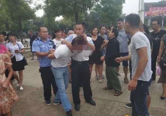 邵阳火车南站最新动态,科技革新助力出行体验提升