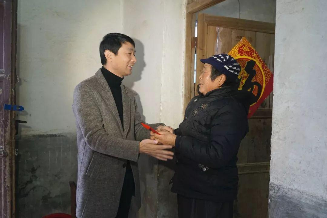 黄梅高铁最新动态,速度与激情塑造新时代自信与梦想