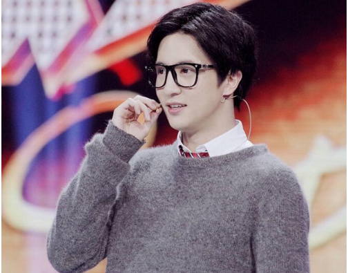 薛之谦最新综艺节目揭秘,自然美景之旅,探寻内心宁静与平和之旅