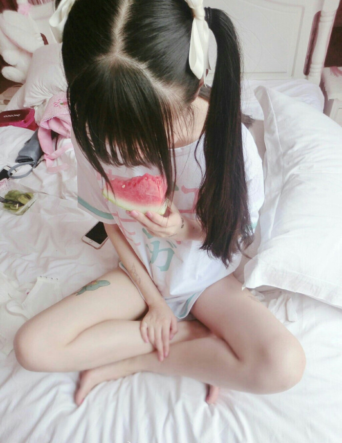 小学生赛高最新写真与巷弄深处的特色小店探秘