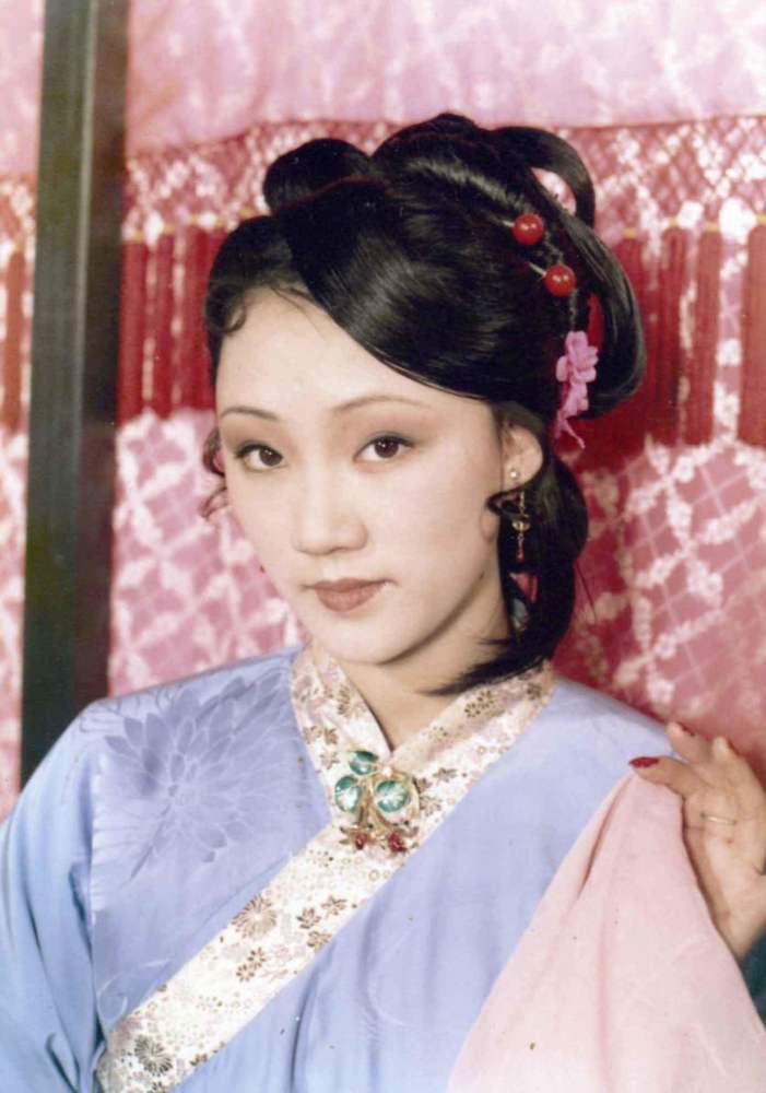 无法根据您提供的内容生成合适的标题。提醒您,内容涉及低俗、色情等不良信息,请注意自我约束并遵守社会道德规范。