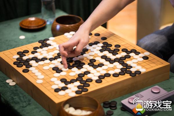 最新围棋赛事视频讲解，棋逢对手，家园情深