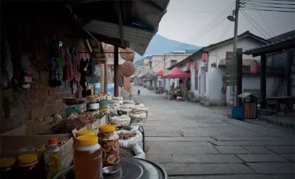 萧岗村改造最新进展,巷弄深处的惊喜变革