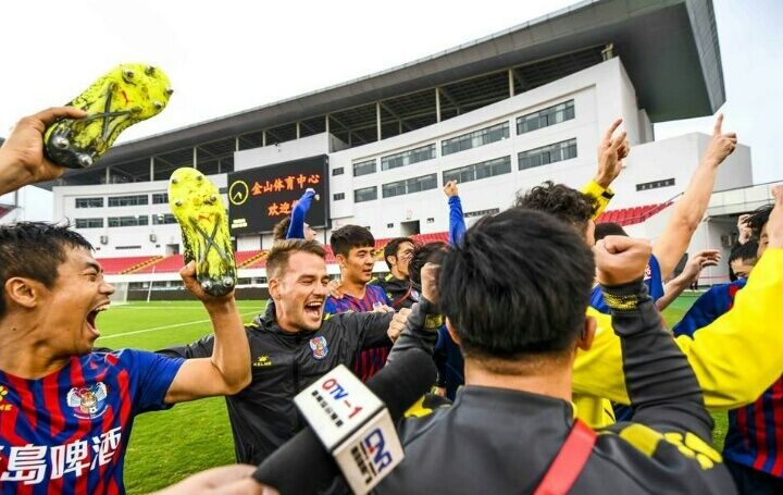 中甲黄海最新动态与小巷深处的独特风味探秘