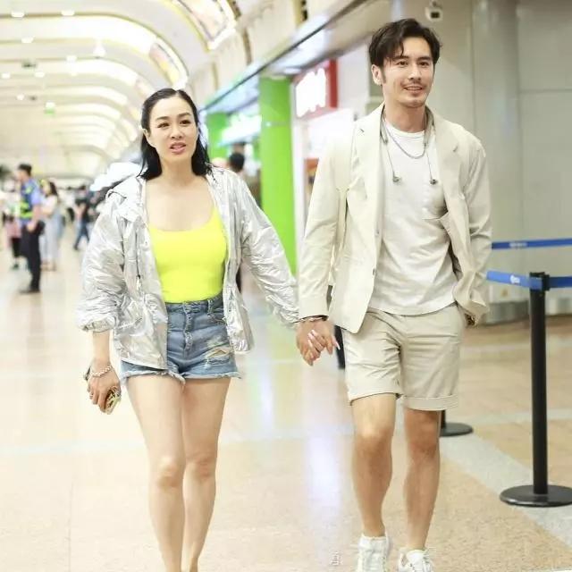 张伦硕钟丽缇最新动态曝光