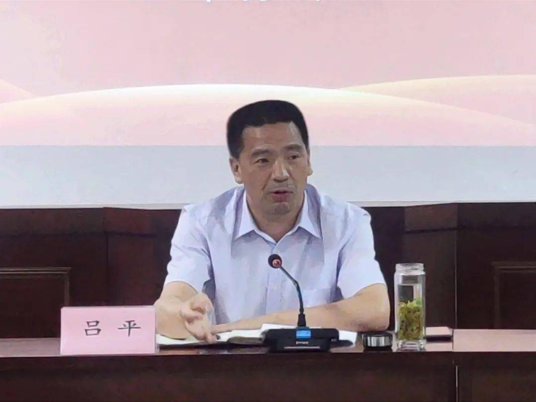 唐山碰瓷事件持续引关注，角落神秘小店崭露头角，探索独特魅力之旅