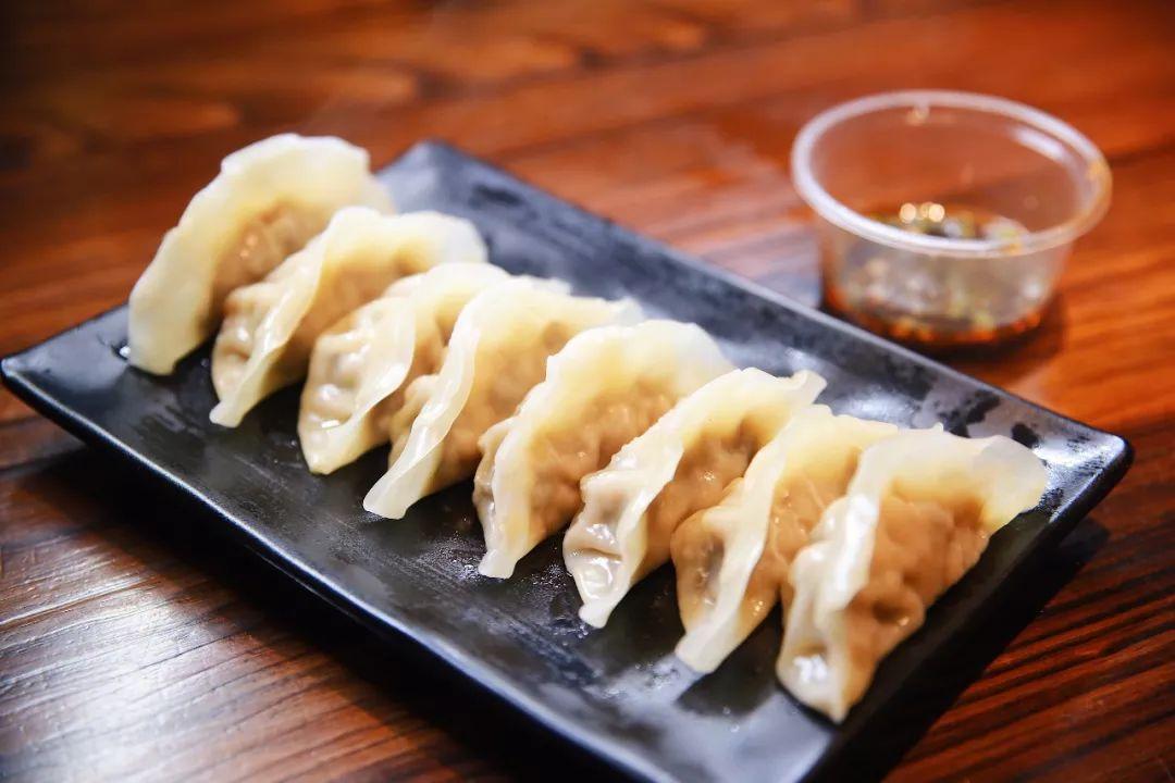 上市公司大股东减持背后的故事与独特美食秘境探访