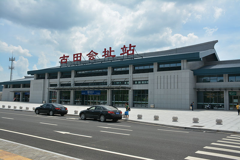 梁月奎，自然美景中的心灵之旅最新动态