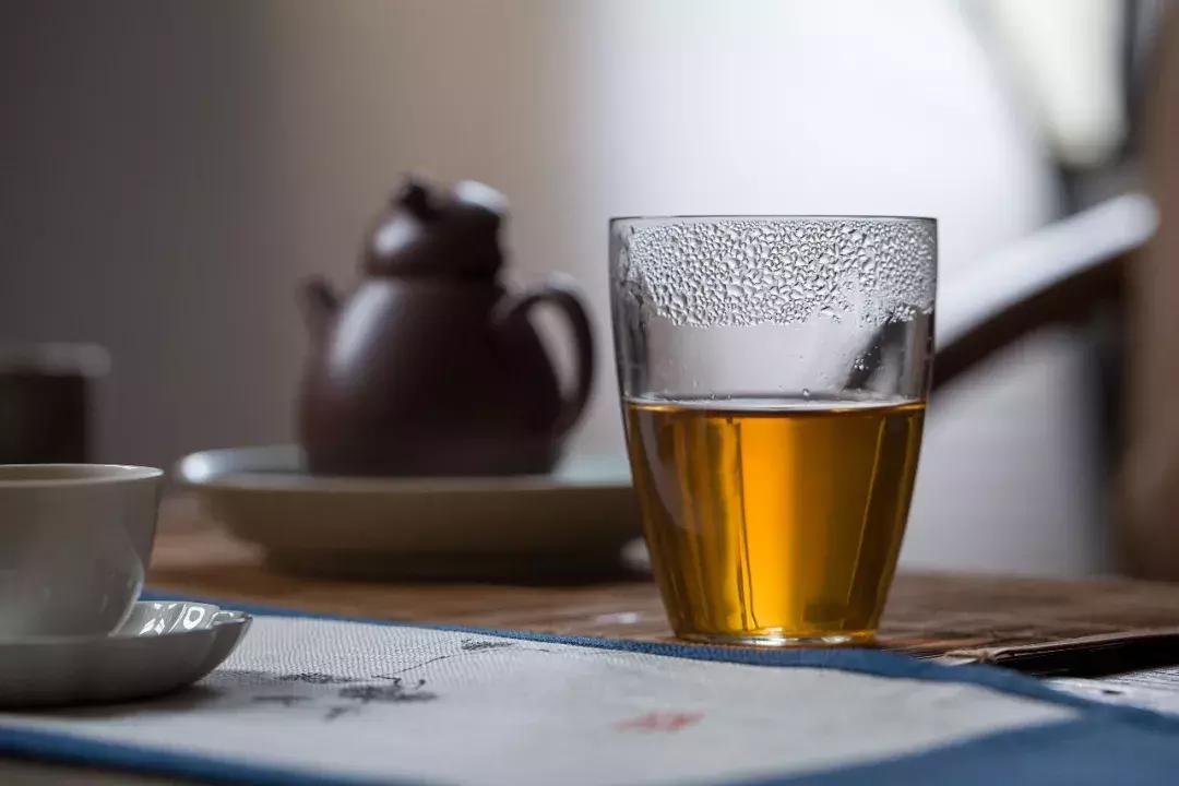 尘埃之花，时尚界的新宠儿探索