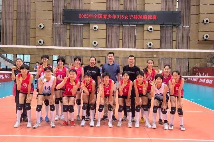 排球裁判最新手势图解详解，小红书分享专业指南🏐️