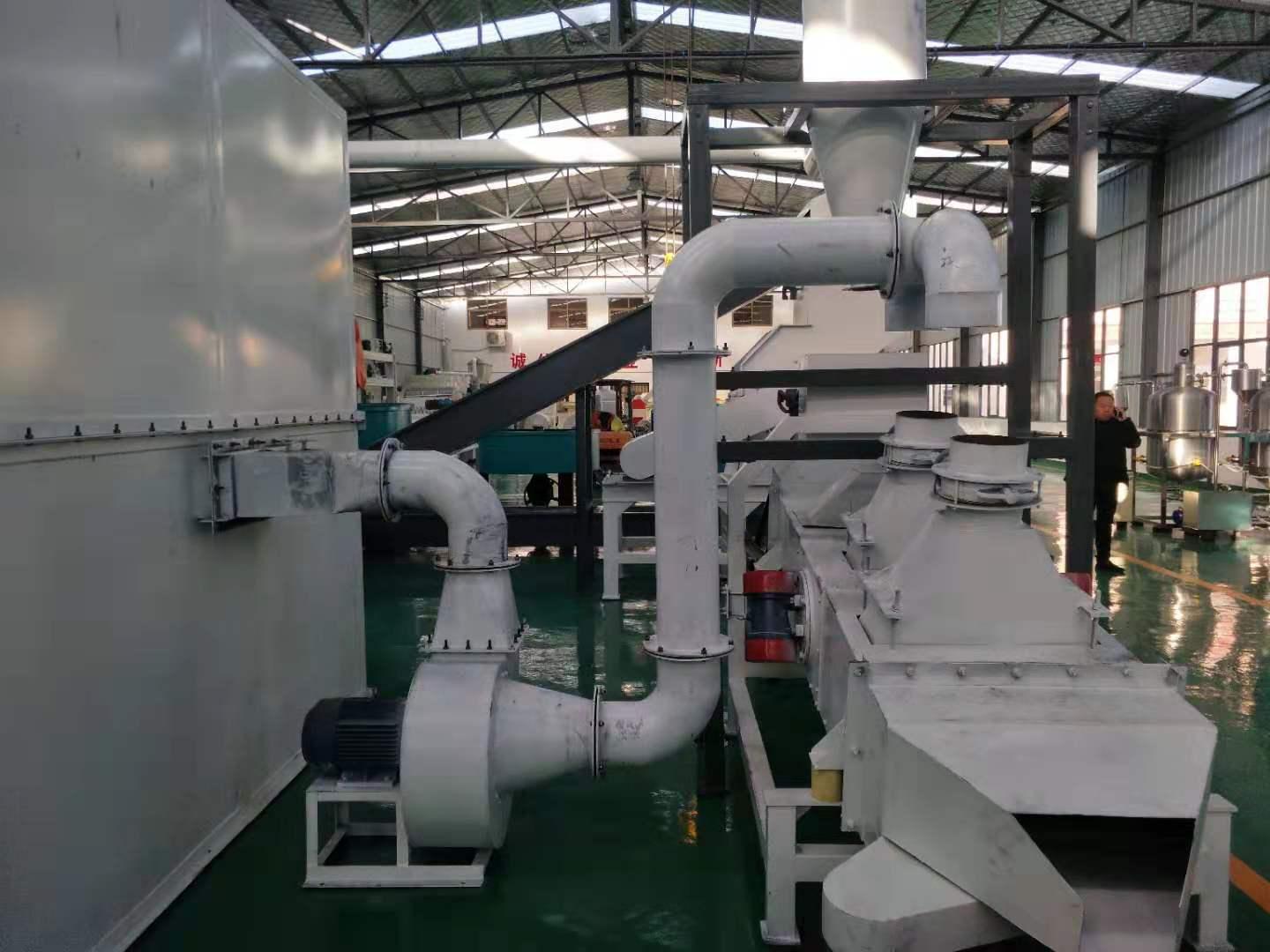 铅行情走势探索，寻求内心平静的铅市之旅