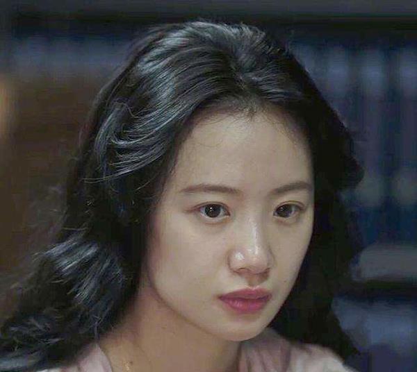 王瑶演员，星光之路的探寻与反思
