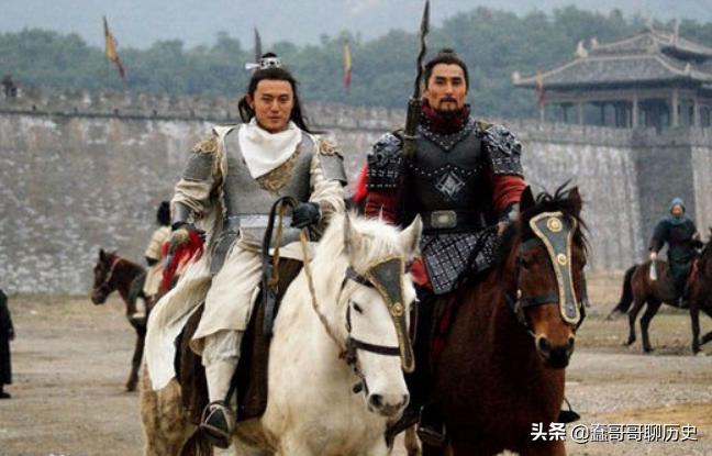 武林传奇续篇，变化中的学习与自信成就之舞