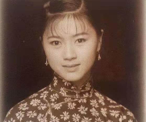 镜心的演员，荧幕背后的故事探索