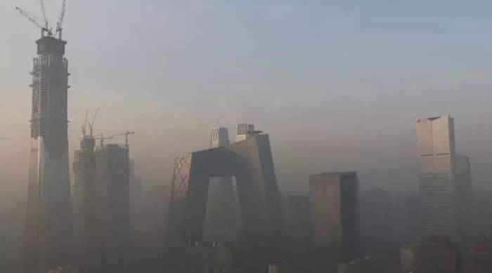 北京雾霾最新动态，雾霾下的励志之光闪耀京城