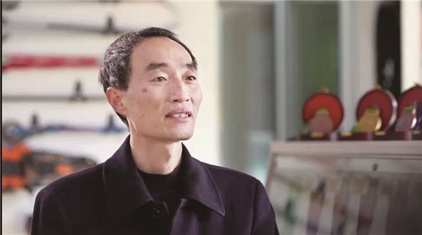 柳云龙最新动态揭秘,小巷深处的独特风情探秘之旅