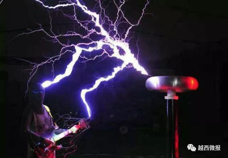 最新触电体验,电击魅力的独特时刻!