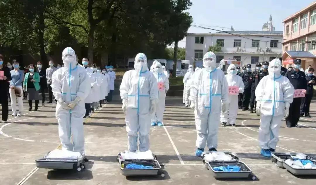 全球经济挑战与机遇应对之策，全球最新疲情分析🌐