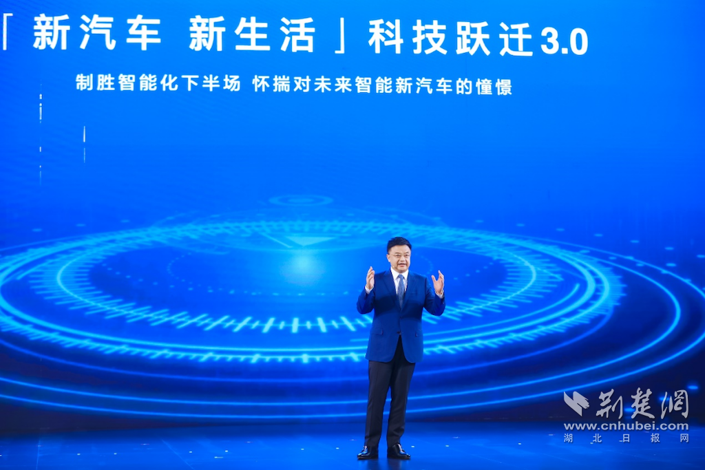 科技之光下的智能之旅，苏允最新科技体验分享