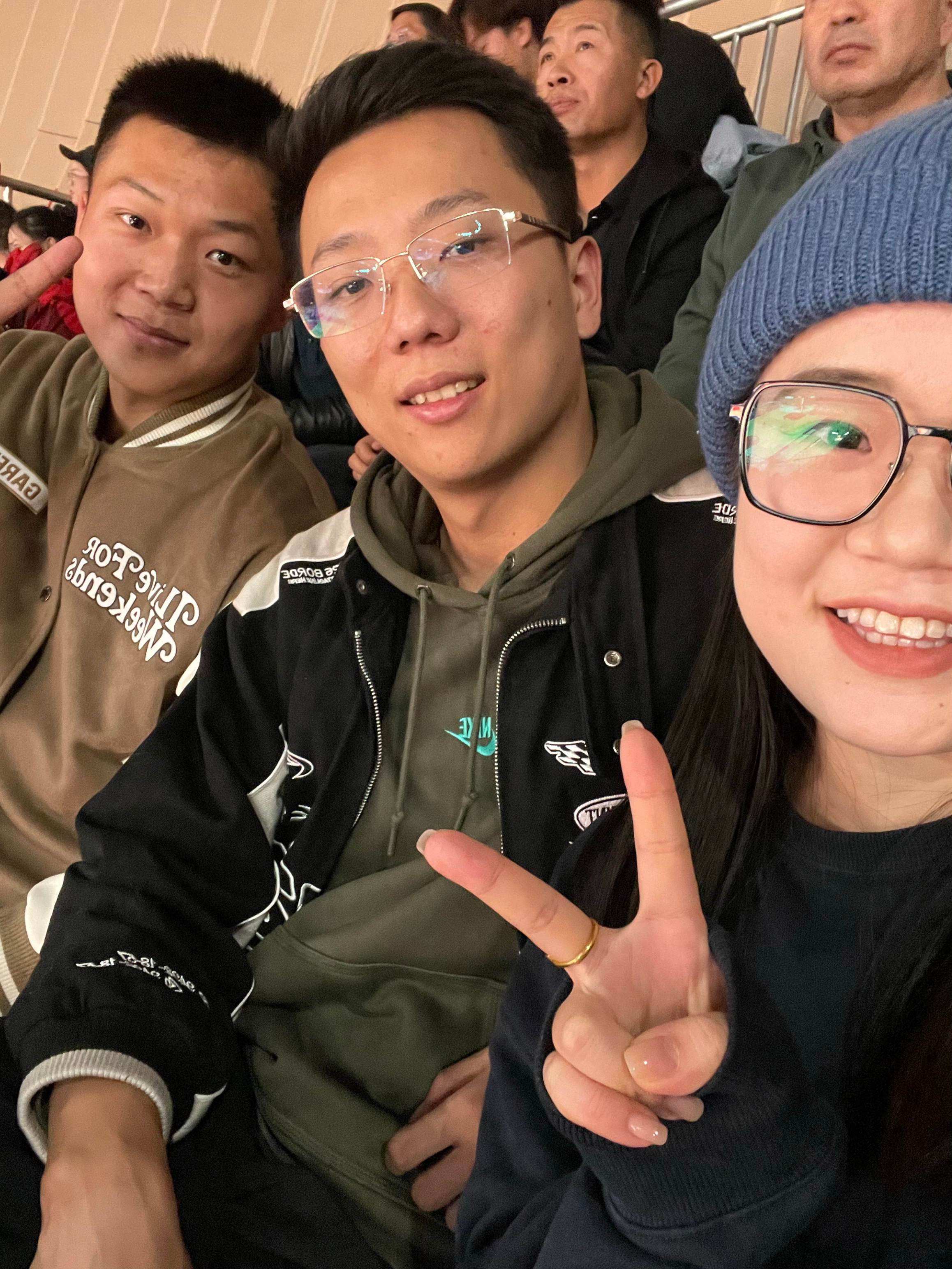 潘帅轶的最新日常，友情、笑声与家的温馨时刻