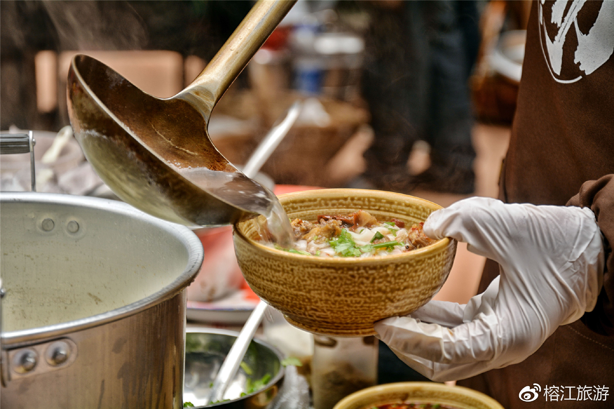 出疆最新疫情动态下的美食秘境探索之路