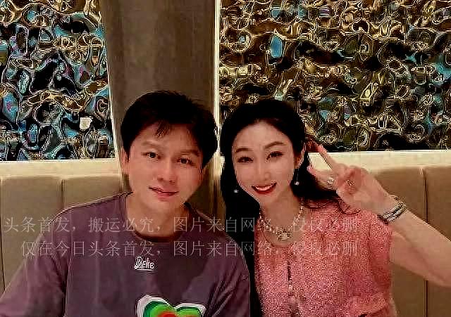 泡芙最新季，小巷中的甜蜜秘密探秘