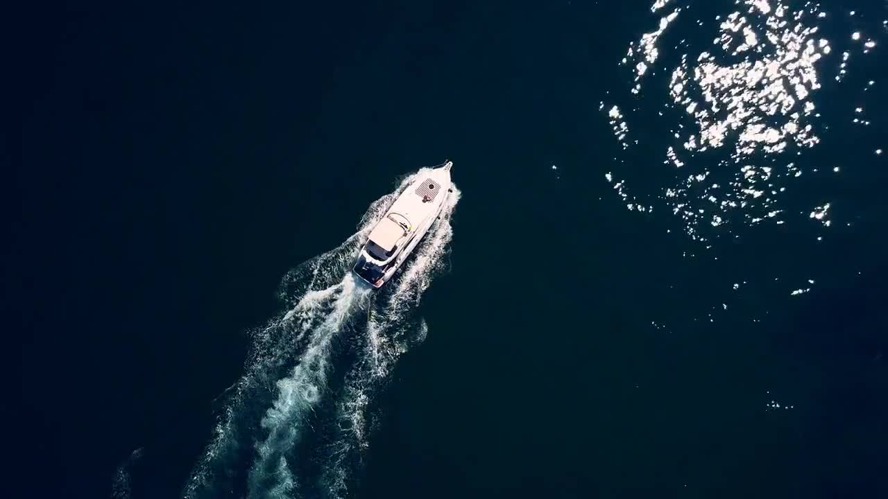 最新海钓艇引领海洋垂钓革命新篇章